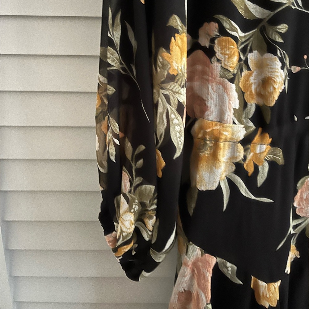 Vici Dress - Picture 7 of 14